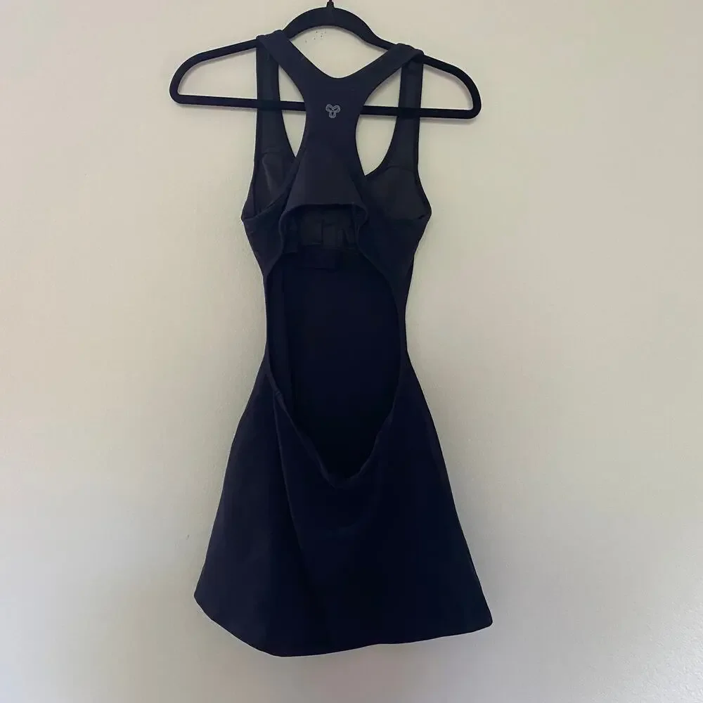 Tna LIFE Surpass Sports Dress in Black sz Medium - Picture 3 of 7